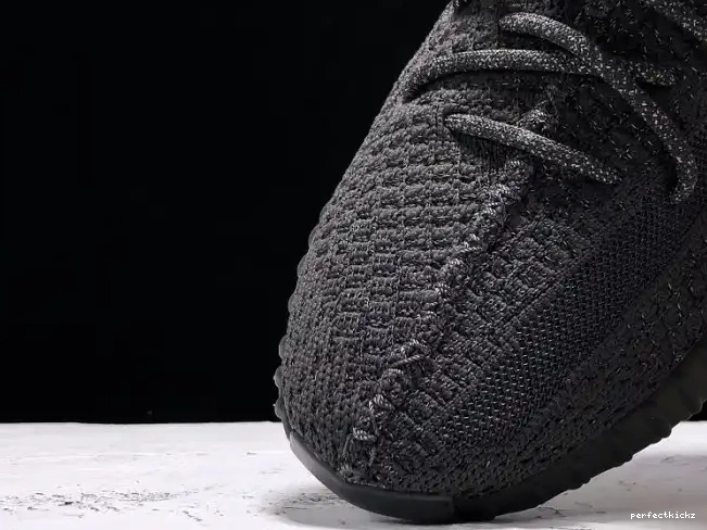 Static (Reflective) V2 FU9007 Black 350 - Adidas Boost Yeezy 0511